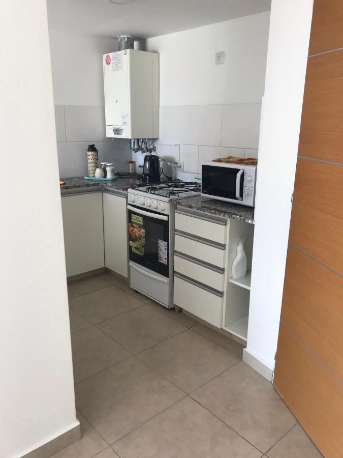 Dto Nuevo Barrio Universitario II , Wifi Y Cochera-Check In Express-Pet Friendly Bahía Blanca Exteriör bild