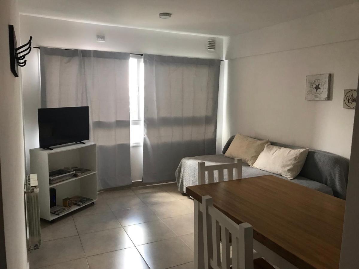 Dto Nuevo Barrio Universitario II , Wifi Y Cochera-Check In Express-Pet Friendly Bahía Blanca Exteriör bild